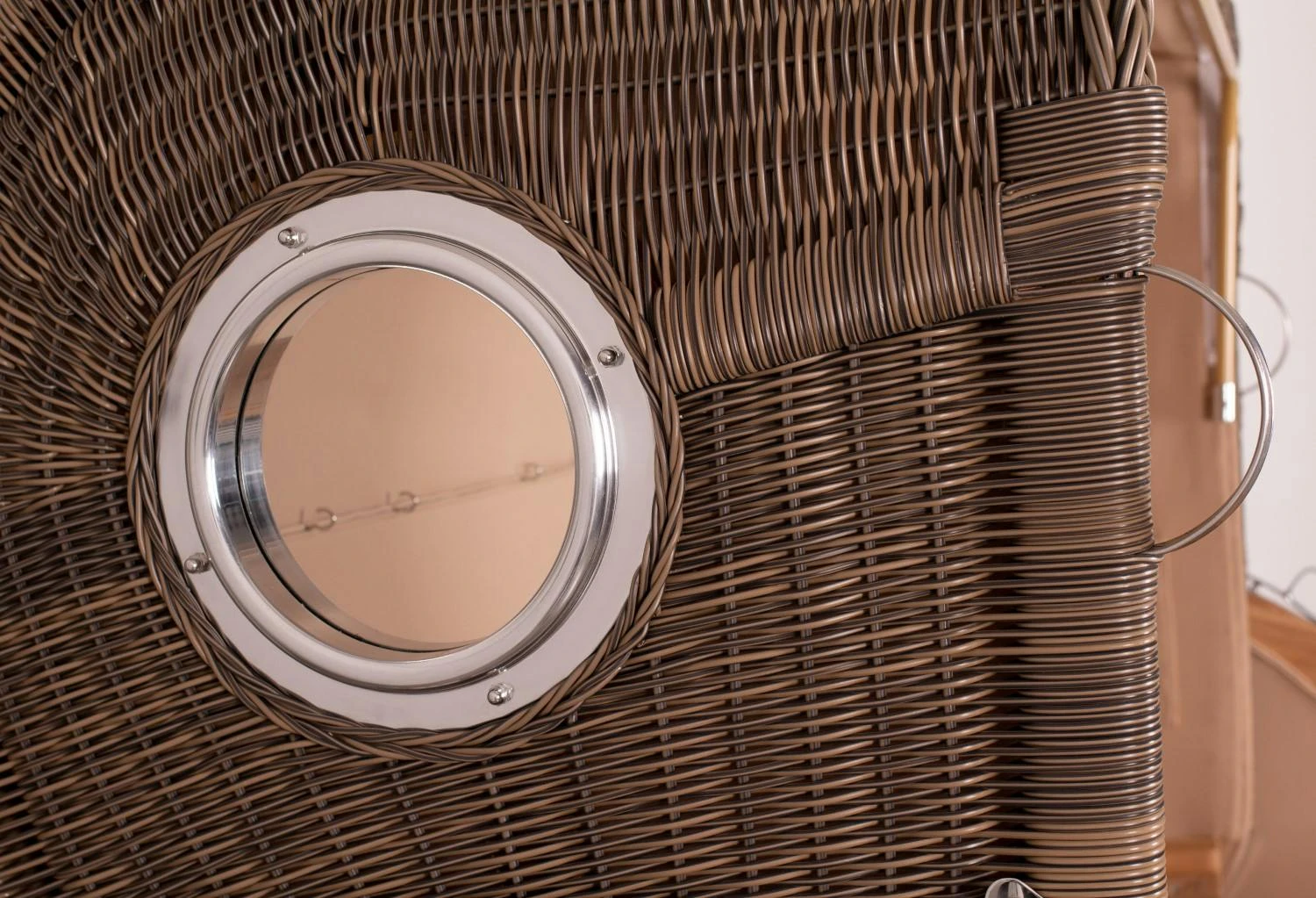 Strandkorb - bene living - Ammersee Grande XXL Teak Bullauge - PE grau - Modell 551 - 3-Sitzer inkl. Liftersystem Strandkorb - Bene Living - Ammersee Grande XXL Teak Bullauge - PE Grau - Modell 551 - 3-Sitzer Inkl. Liftersystem -Einrichtungsgeschäft d0b5963a 0e51 4623 9b8a 23911c7b921c