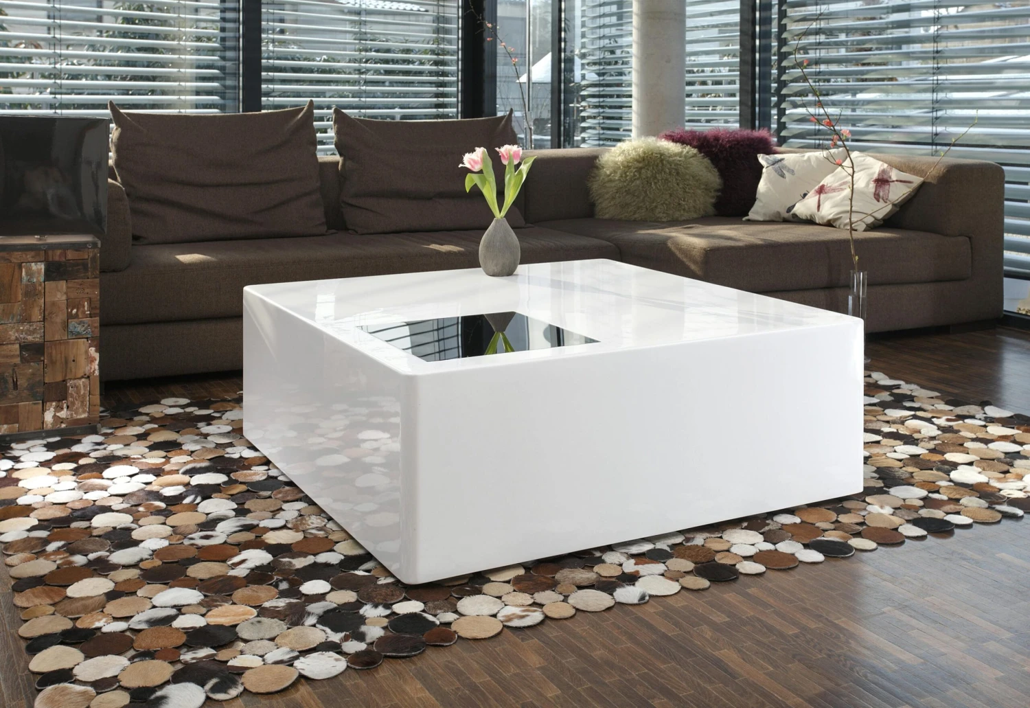 SalesFever Couchtisch quadratisch | Hochglanz lackiert | MDF-Holz | B 100 x T 100 x H 45 cm | weiß mit Schwarzglas Element SalesFever Couchtisch Quadratisch | Hochglanz Lackiert | MDF-Holz | B 100 X T 100 X H 45 Cm | Weiß Mit Schwarzglas Element -Einrichtungsgeschäft d6adc420 8941 4882 9fe4 58cc56593a63 scaled